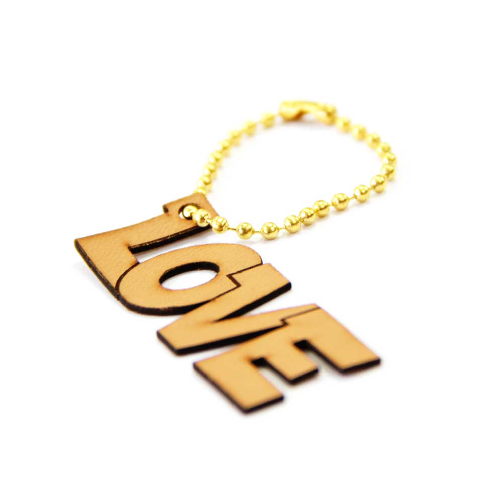 chain-metal-leather-hang-tag