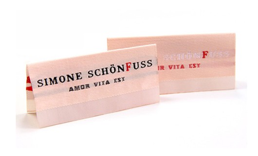 gewebte Textiletiketten von Namensbaender 274